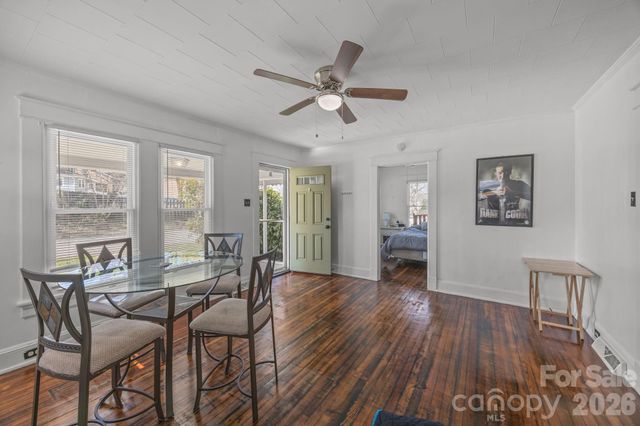 127 S Patterson Street, Statesville, NC 28677