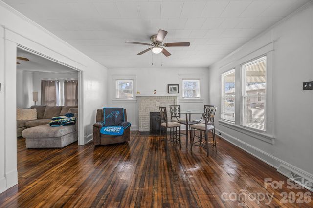 127 S Patterson Street, Statesville, NC 28677