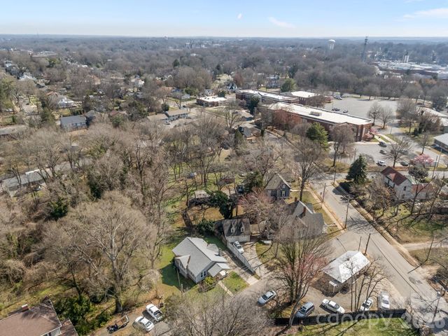 127 S Patterson Street, Statesville, NC 28677