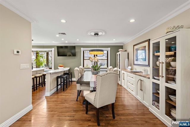 17 Cherry Place, Hillsdale, NJ 07642