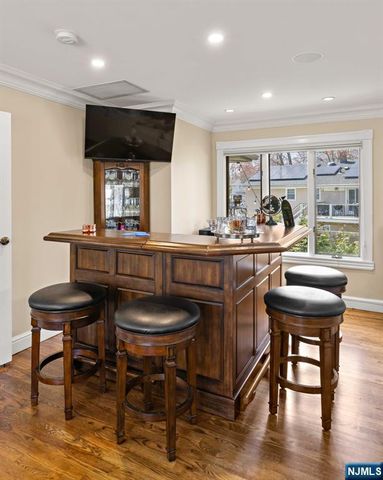 17 Cherry Place, Hillsdale, NJ 07642