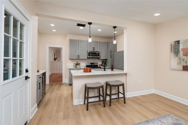 322 11TH AVENUE N, St Petersburg, FL 33701