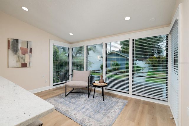 322 11TH AVENUE N, St Petersburg, FL 33701