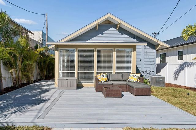322 11TH AVENUE N, St Petersburg, FL 33701