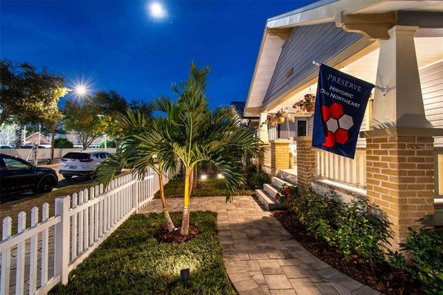 322 11TH AVENUE N, St Petersburg, FL 33701
