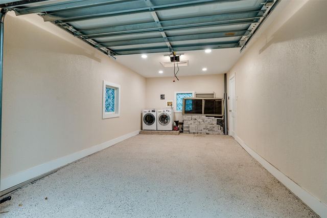 322 11TH AVENUE N, St Petersburg, FL 33701