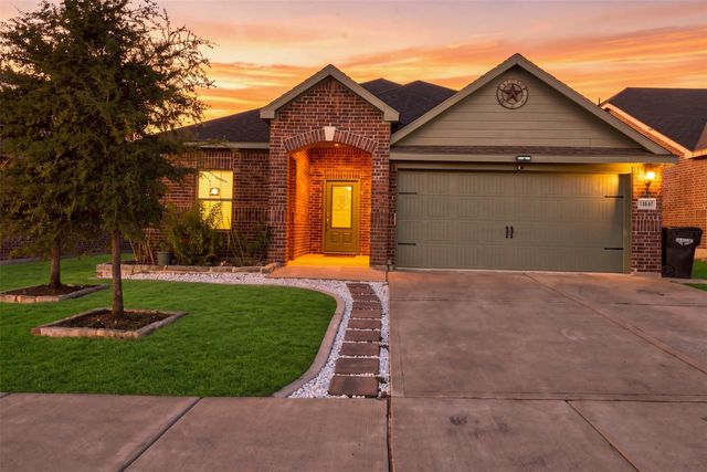 13641 Fehrman Road, Crowley, TX 76036