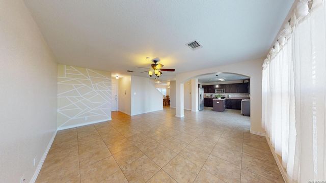 147 WOODSTONE LOOP, Cibolo, TX 78108