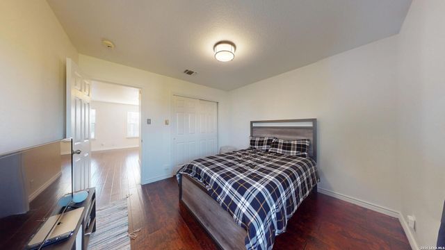 147 WOODSTONE LOOP, Cibolo, TX 78108