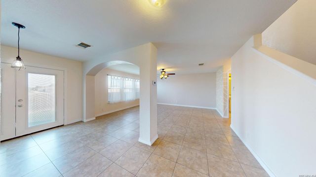 147 WOODSTONE LOOP, Cibolo, TX 78108