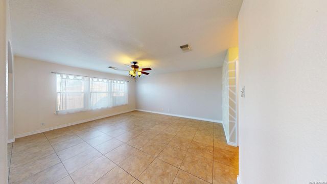 147 WOODSTONE LOOP, Cibolo, TX 78108
