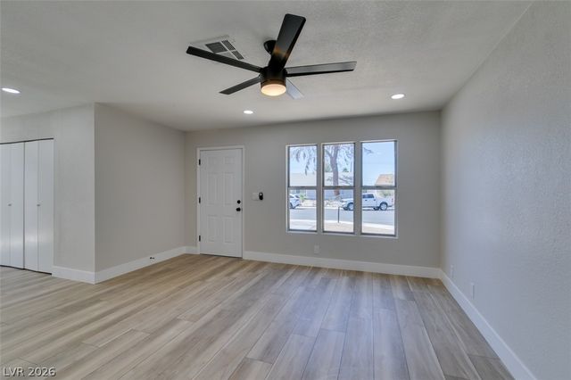 5682 Coaldale Place, Las Vegas, NV 89110