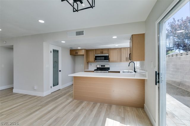 5682 Coaldale Place, Las Vegas, NV 89110