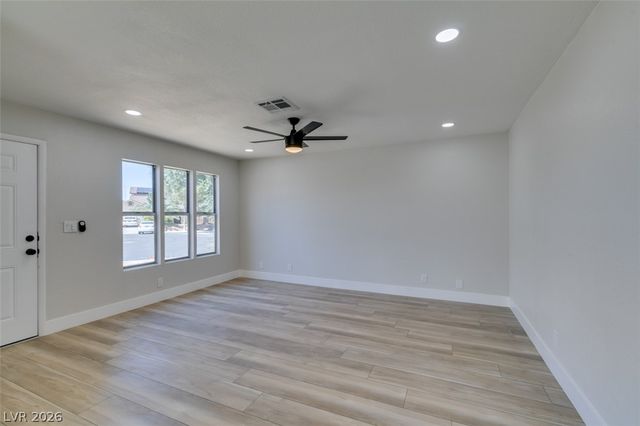 5682 Coaldale Place, Las Vegas, NV 89110