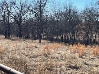 1035 E 1ST Avenue, Gentry, AR 72734