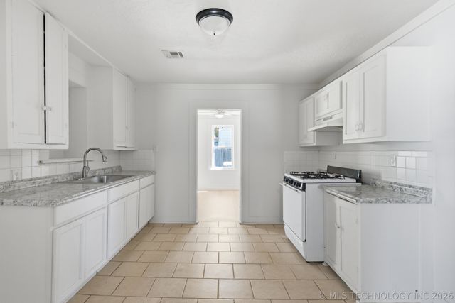 329 W Oak Street, Coweta, OK 74429