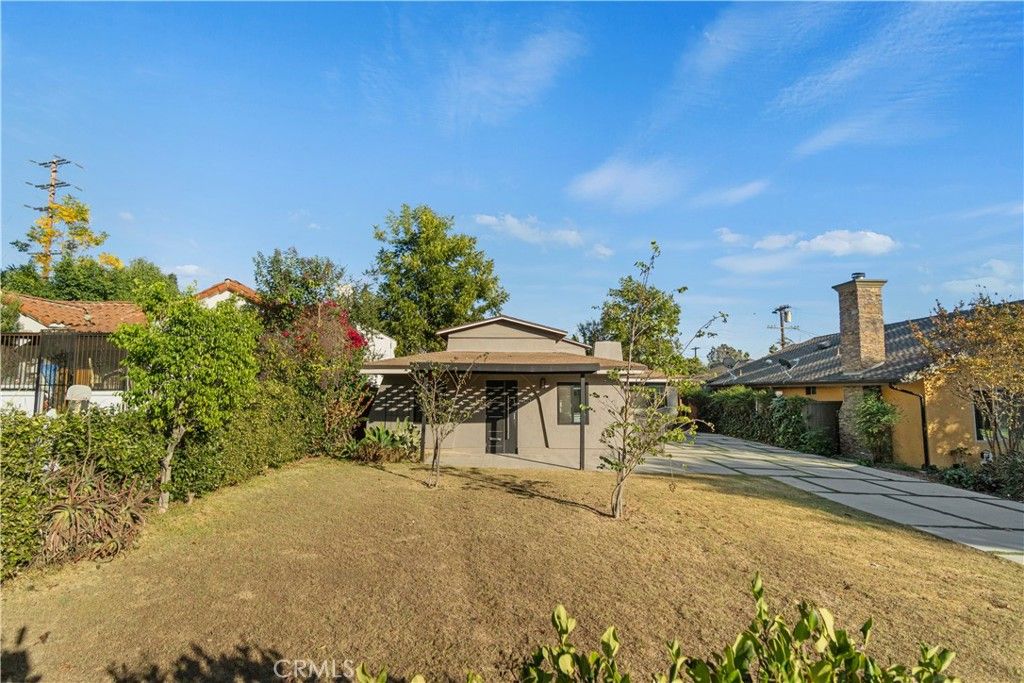 Image 6 of property listing at 4536 Maycrest Street, Los Angeles, CA 90032