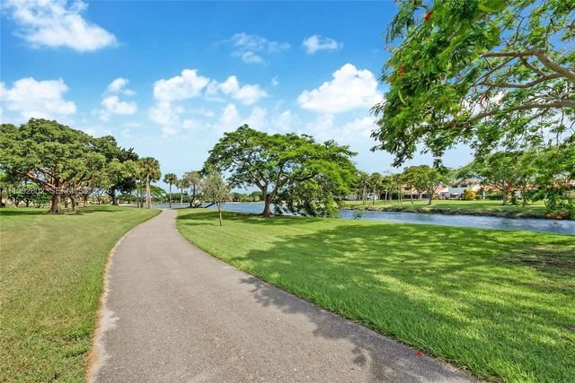 10560 SW 156th Pl 205, Miami, FL 33196