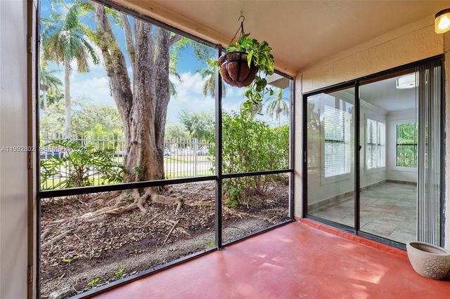 10560 SW 156th Pl 205, Miami, FL 33196