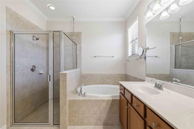 6907 QUIET CREEK DRIVE, Bradenton, FL 34212