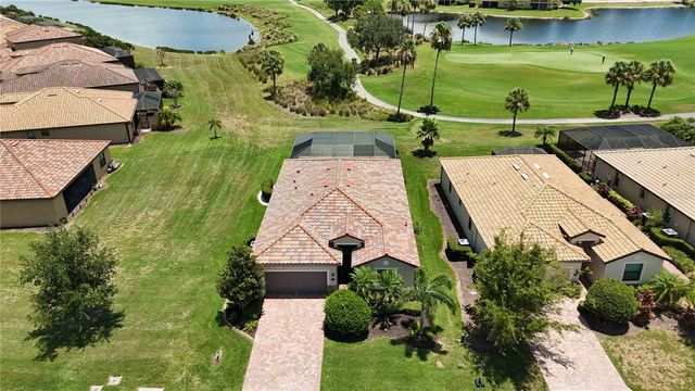 6907 QUIET CREEK DRIVE, Bradenton, FL 34212