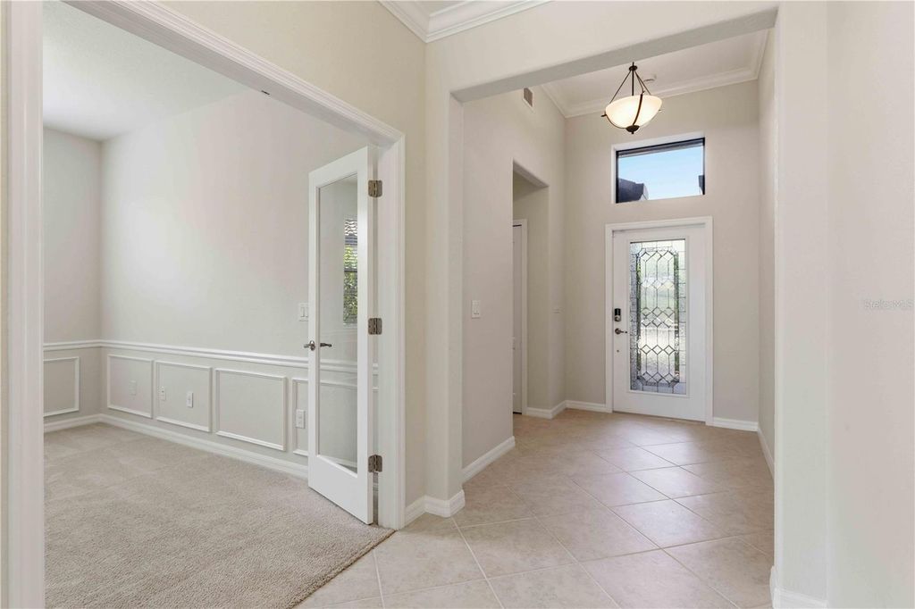 Image 22 of property listing at 6907 QUIET CREEK DRIVE, Bradenton, FL 34212