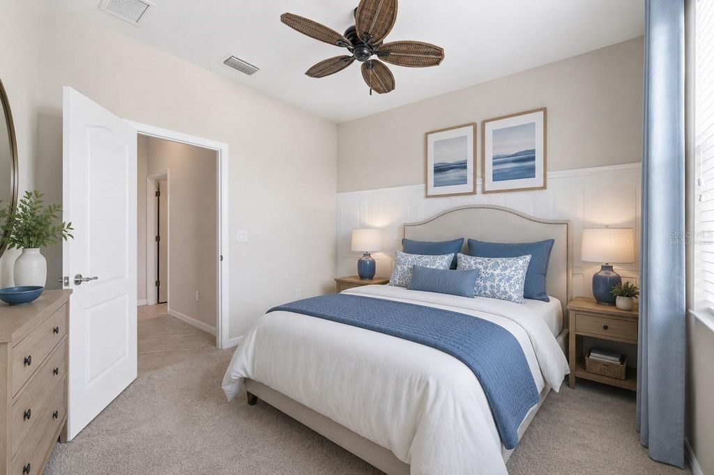 Image 30 of property listing at 6907 QUIET CREEK DRIVE, Bradenton, FL 34212