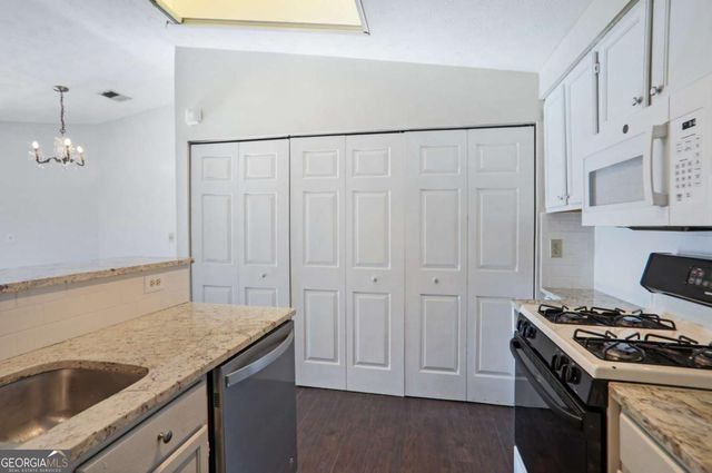 1483 Keys Crossing Drive NE, Brookhaven, GA 30319