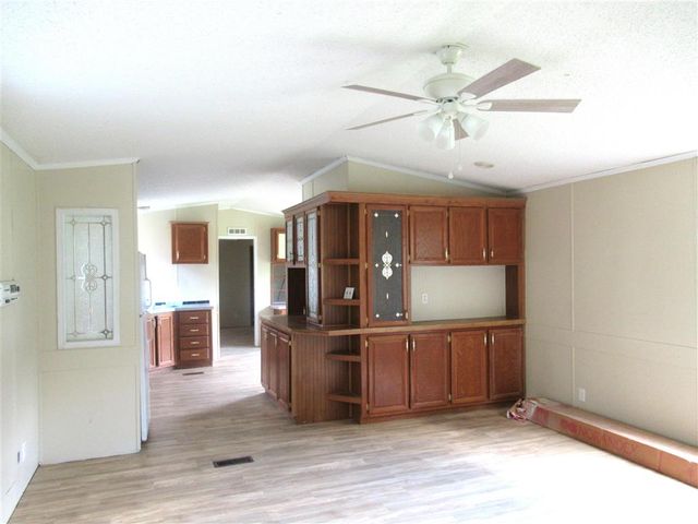 6749 Oak Lake Dr, Sulphur, LA 70665