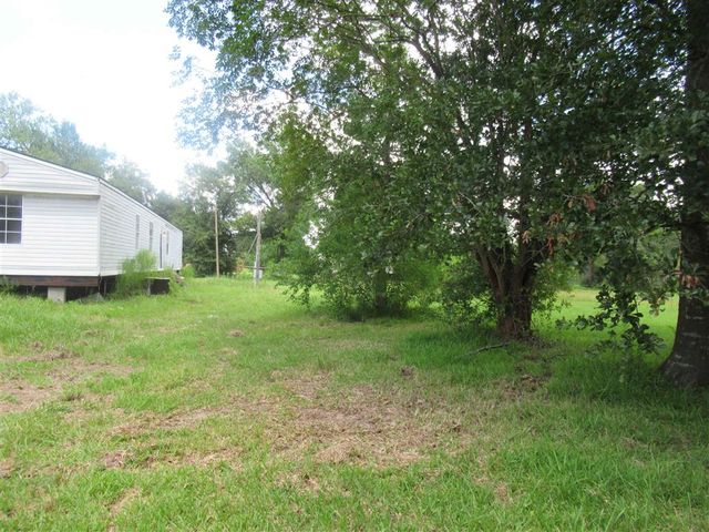 6749 Oak Lake Dr, Sulphur, LA 70665