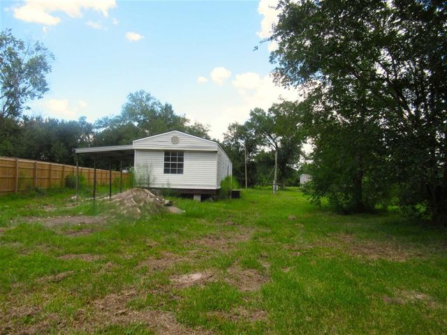 6749 Oak Lake Dr, Sulphur, LA 70665