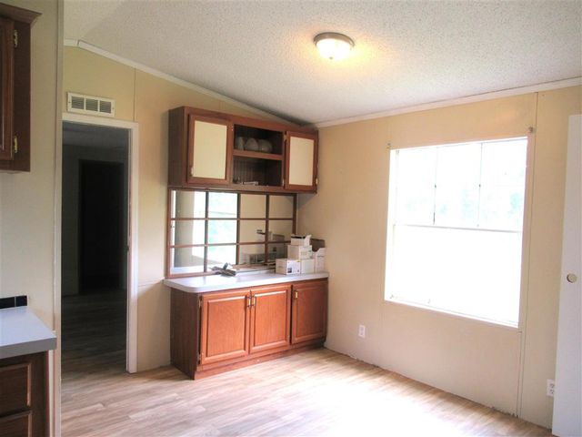 6749 Oak Lake Dr, Sulphur, LA 70665