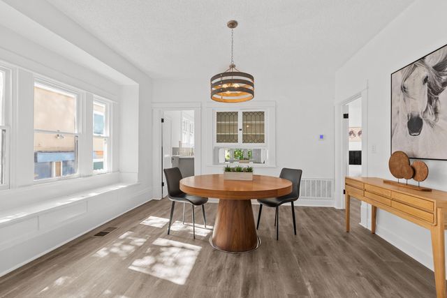 2616 Q St, Sacramento, CA 95816