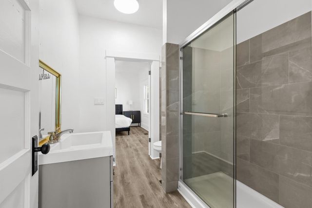 2616 Q St, Sacramento, CA 95816