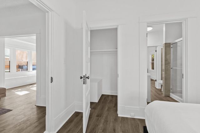 2616 Q St, Sacramento, CA 95816