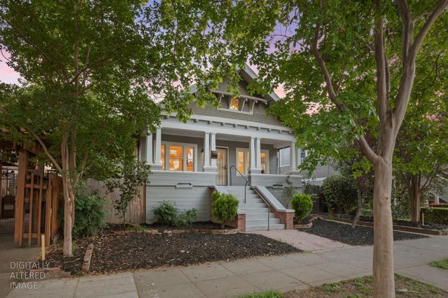 2616 Q St, Sacramento, CA 95816