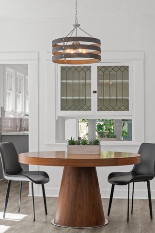 2616 Q St, Sacramento, CA 95816