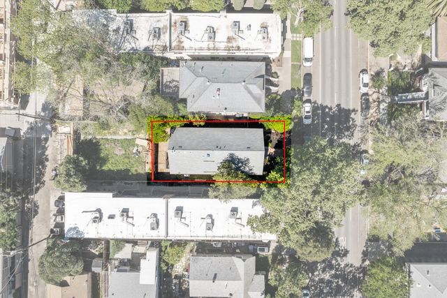 2616 Q St, Sacramento, CA 95816