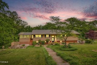 4534 Brookridge Drive, Kingsport, TN 37664