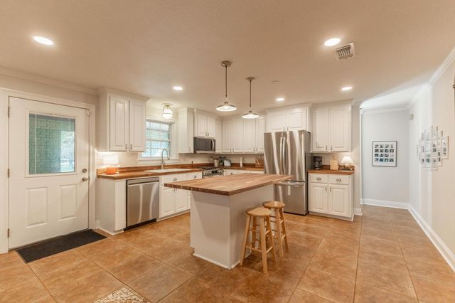 18 Gordon Dr., Petal, MS 39465