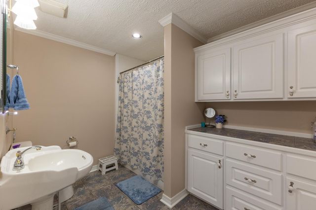 18 Gordon Dr., Petal, MS 39465