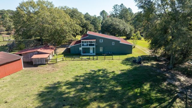 18 Gordon Dr., Petal, MS 39465