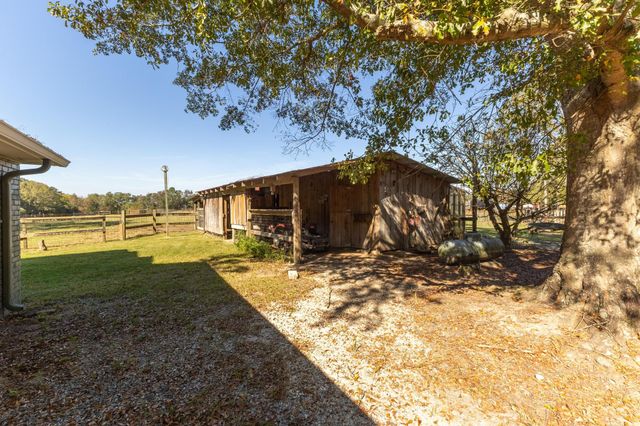 18 Gordon Dr., Petal, MS 39465