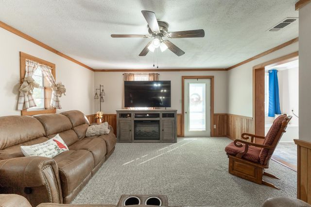 18 Gordon Dr., Petal, MS 39465