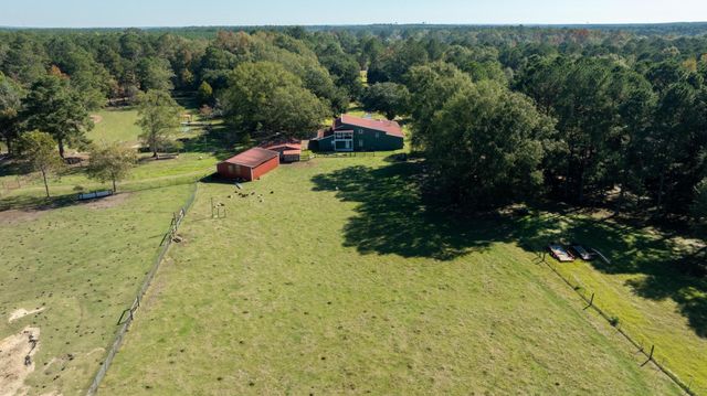 18 Gordon Dr., Petal, MS 39465