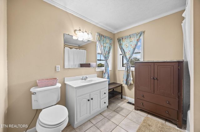 811 Old Hwy 68, Sweetwater, TN 37874