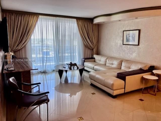 1904 S Ocean Dr 1707, Hallandale Beach, FL 33009