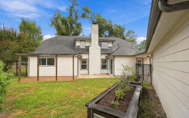 9506 Moorberry Lane, Houston, TX 77080
