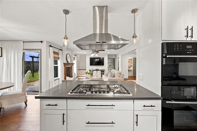 9506 Moorberry Lane, Houston, TX 77080