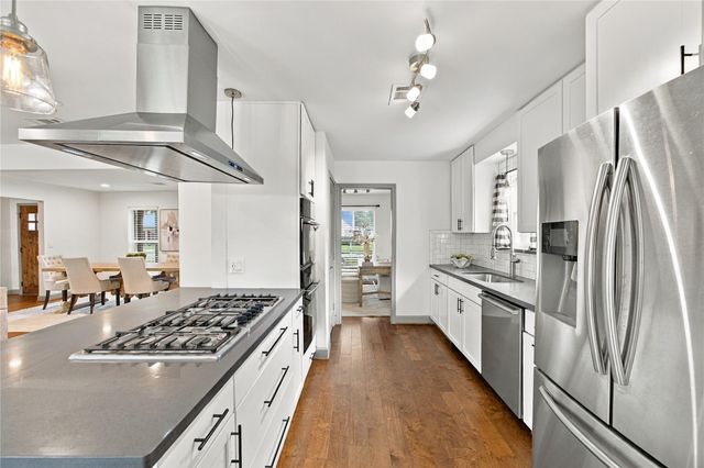 9506 Moorberry Lane, Houston, TX 77080